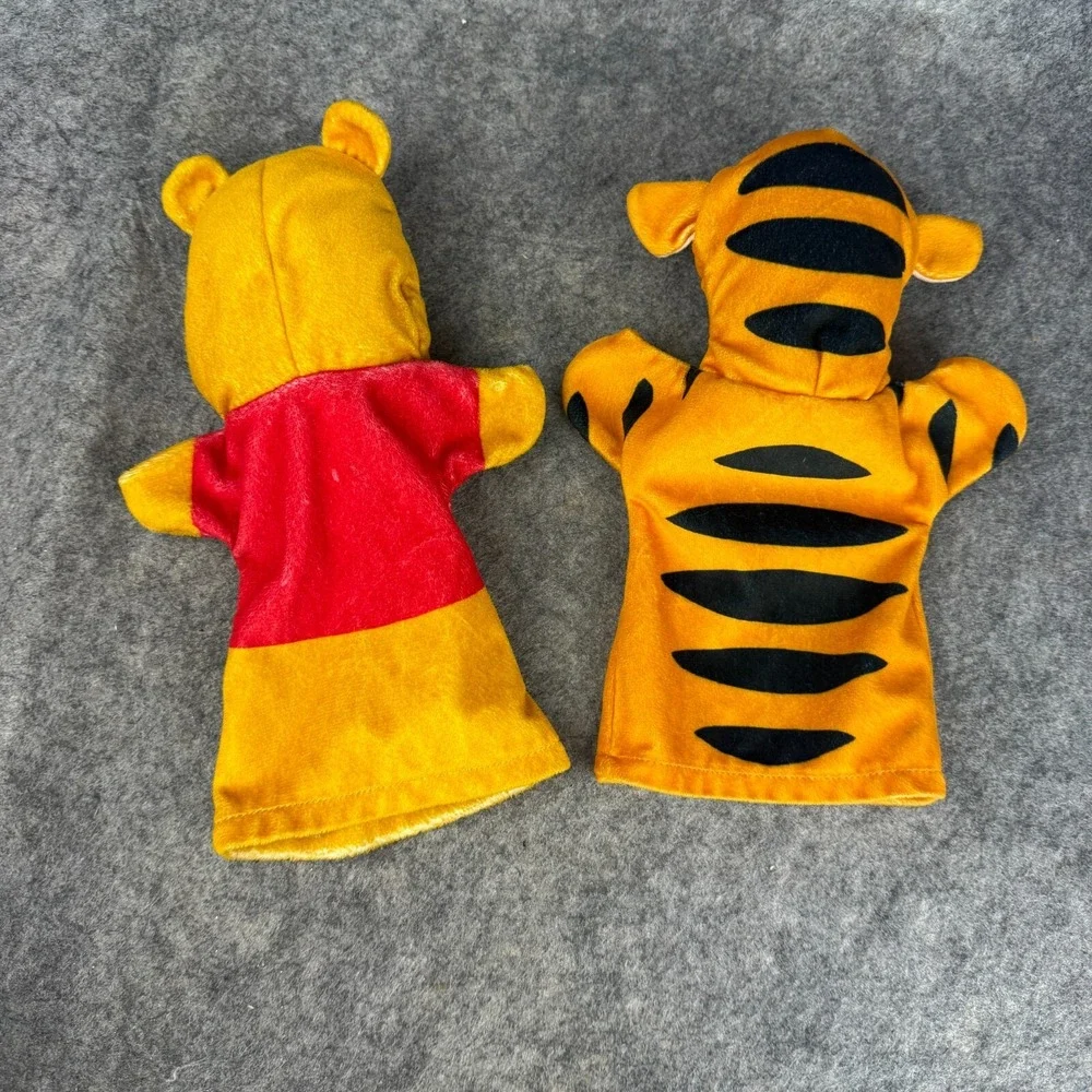 Melissa & Doug‎ Disney Winnie the Pooh Tigger Hand Puppets